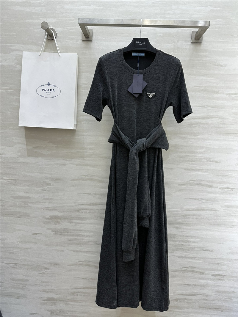 Pra*a wool dress