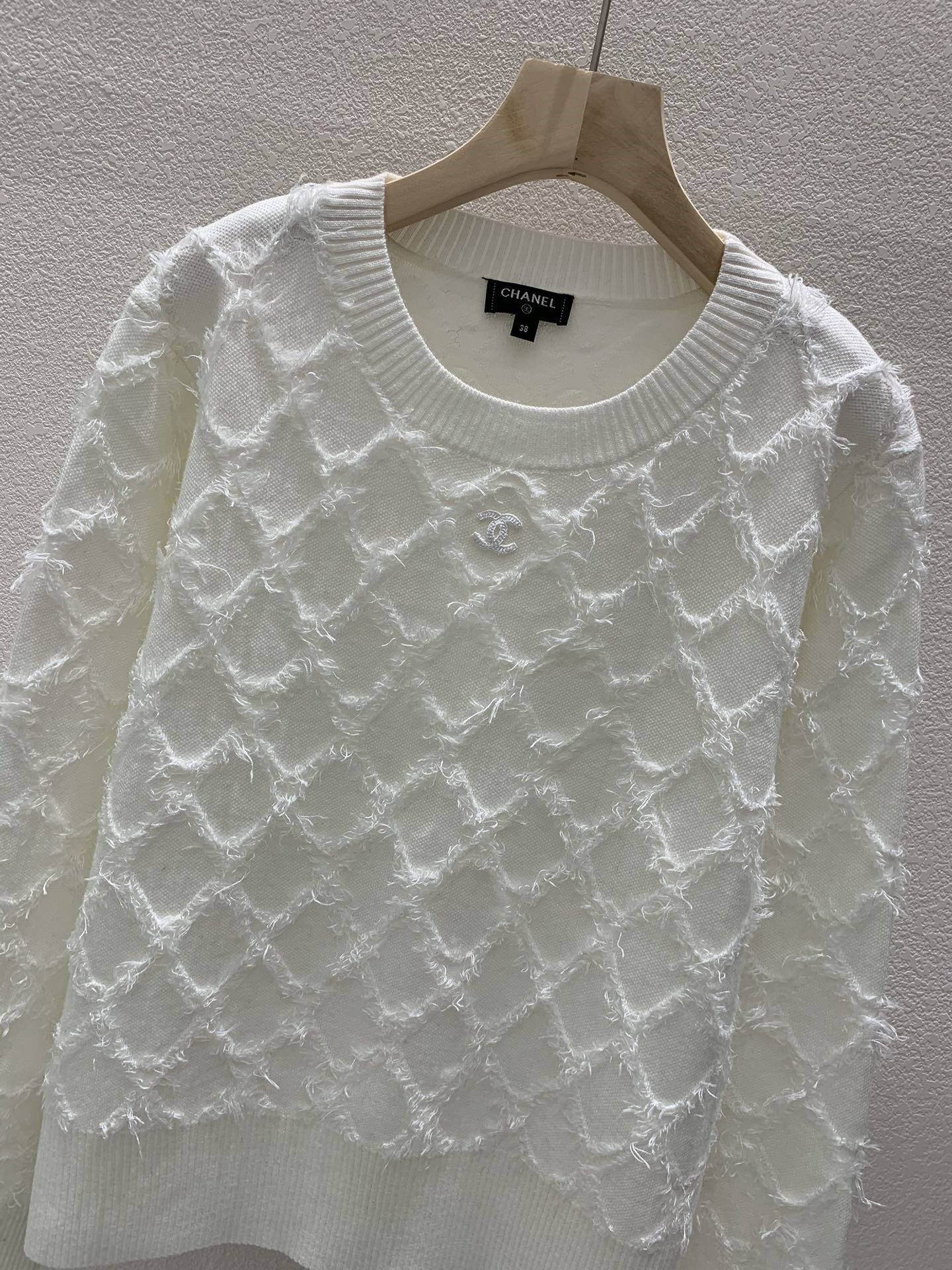 ch**el D1am0nd blend knit sweater white