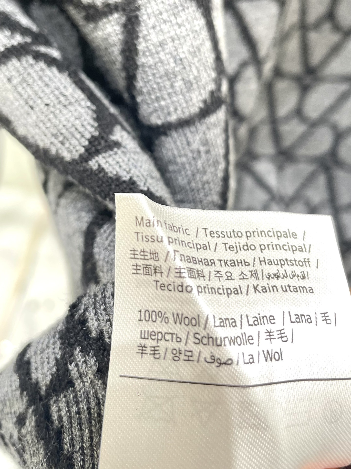 Va1e*ntin0 toile reversible wool jacket with hood