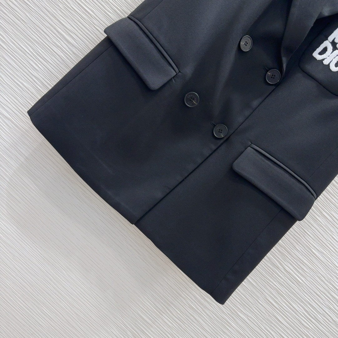 D10r patchwork embroidered vest