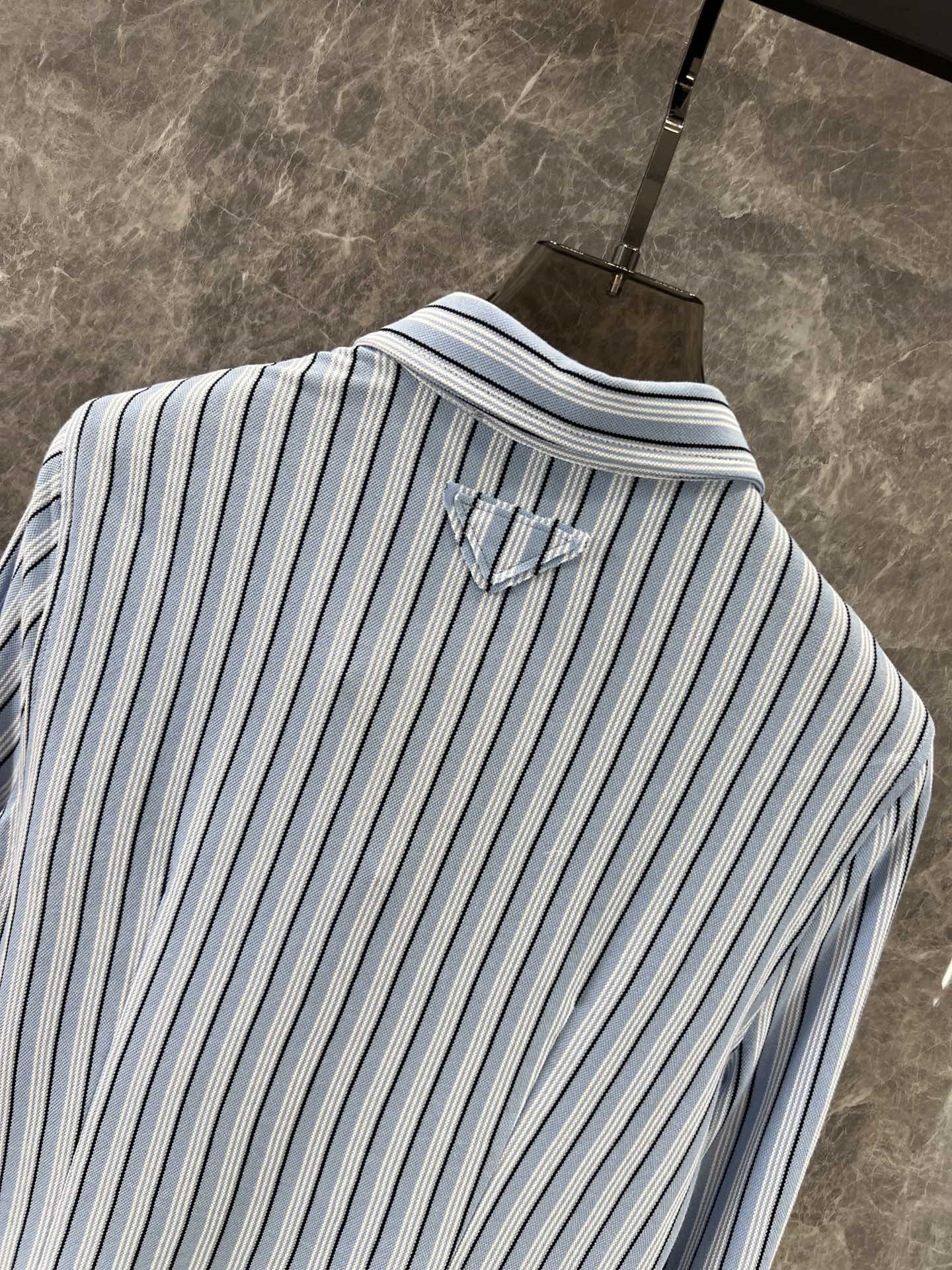 Pra*a striped long sleeve shirt