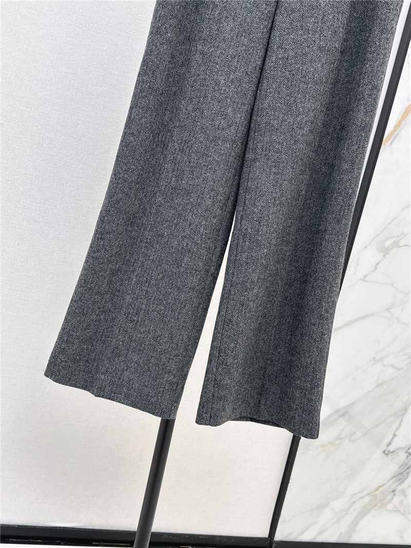 Vanitoo Commuter Suit