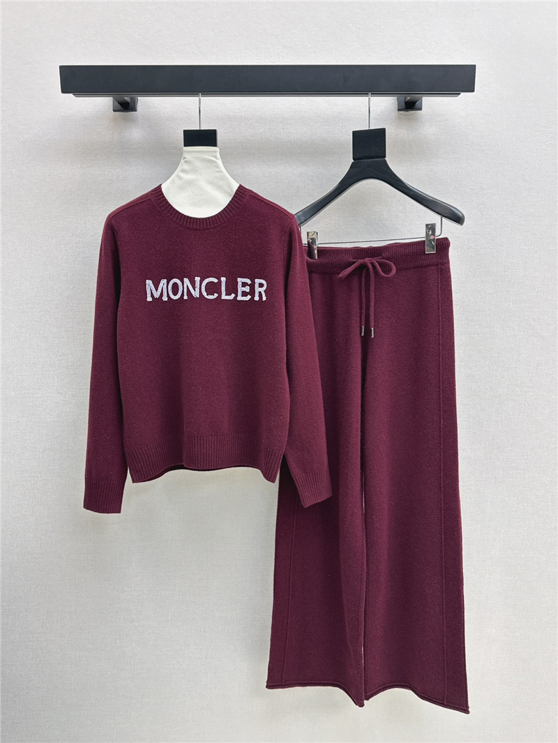 Moncler knitted suit