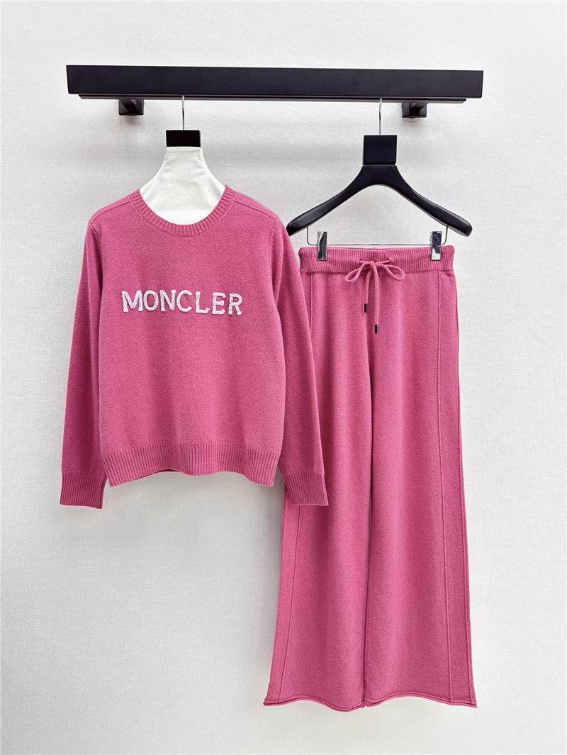 Moncler knitted suit