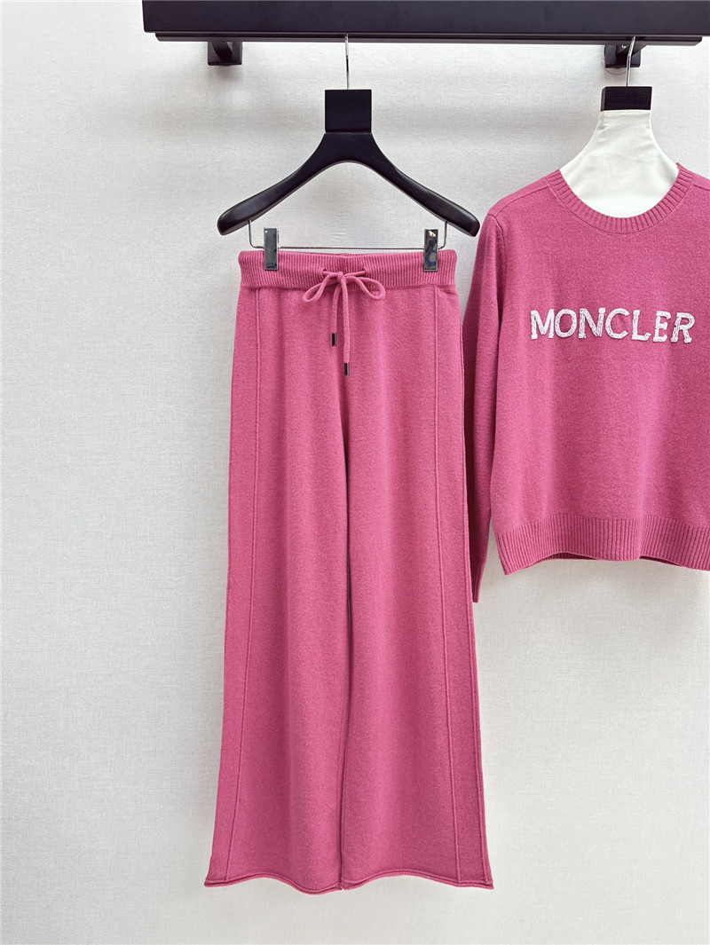 Moncler knitted suit