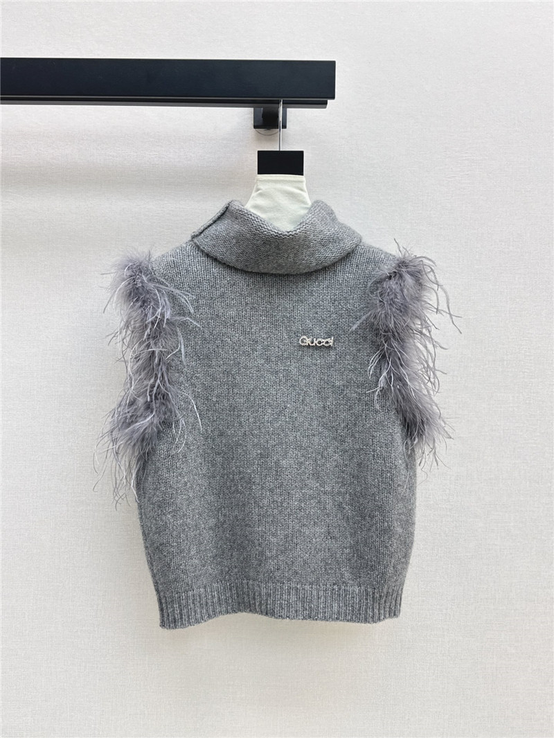 Gvc*1 fur trim sleeveless turtleneck top grey