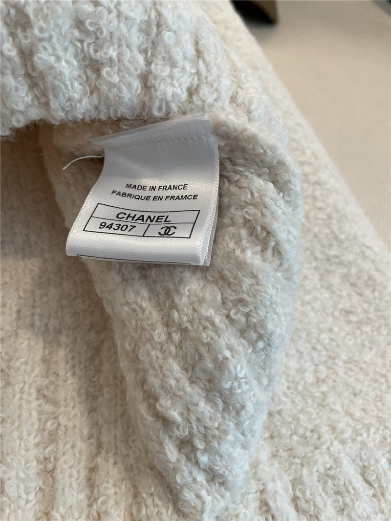 Ch**el cream printed logo wool sweater