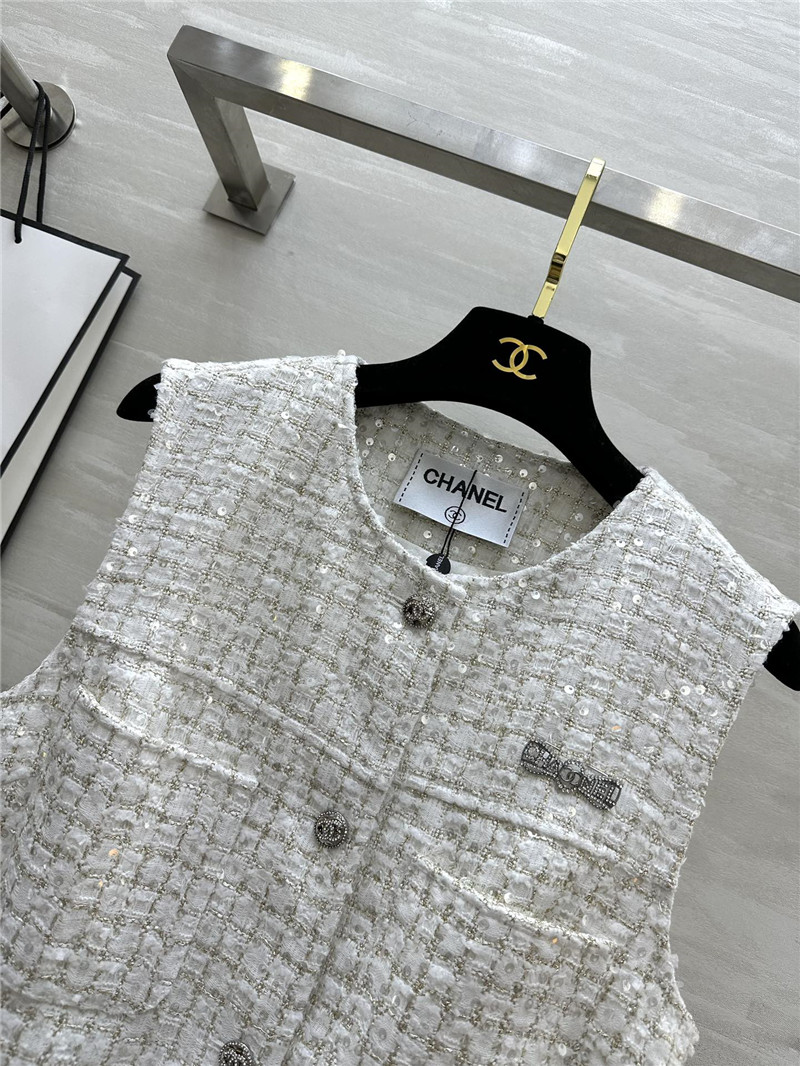 Ch**el sleeveless vest dress