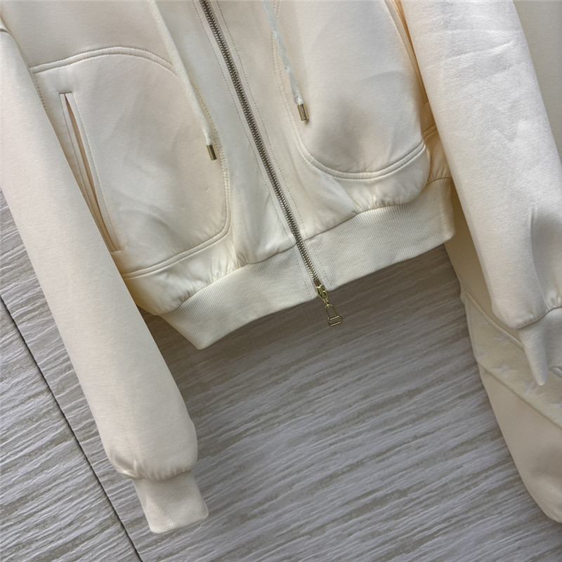 l0vis Vvtt0n lv casual suit