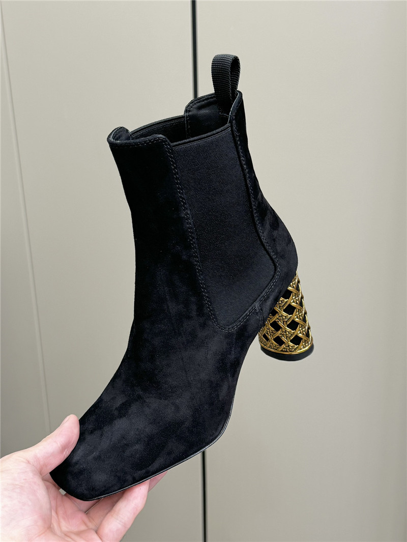 D10r icon heeled ankle boot black suede goatskin