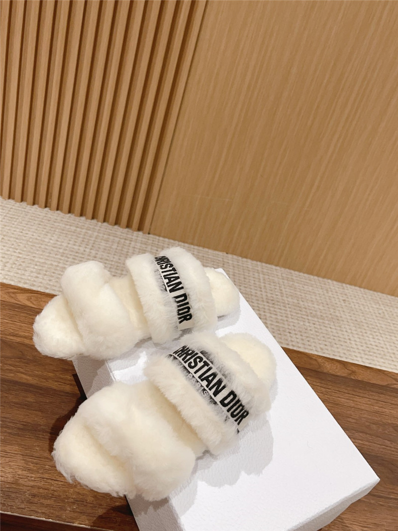 D10r shearling chez moi flat slides white/black