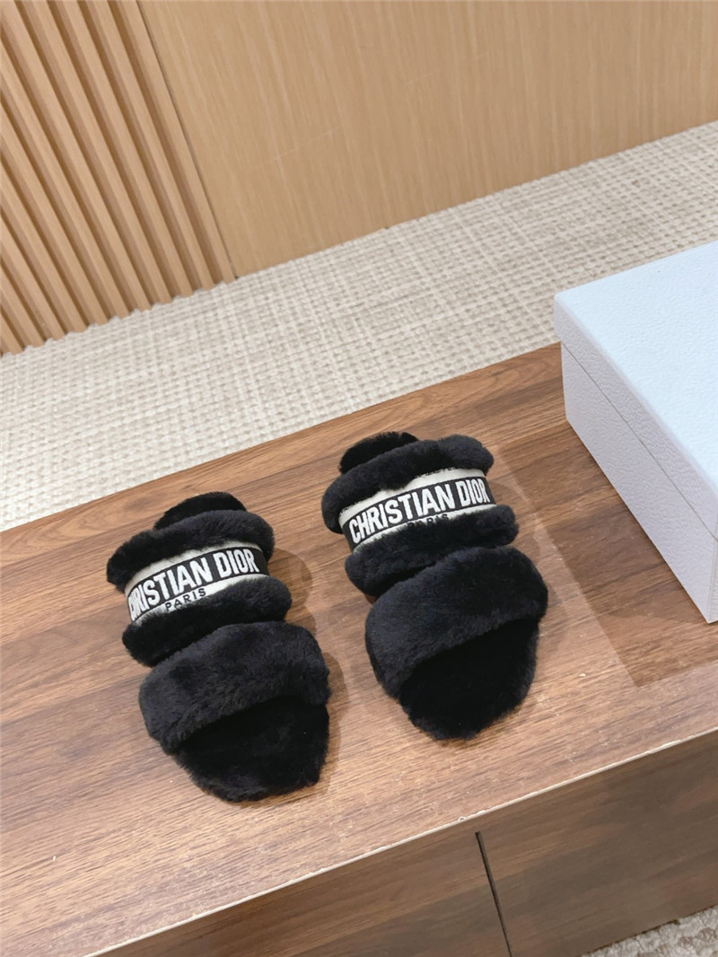 D10r black shearling chez moi flat slides