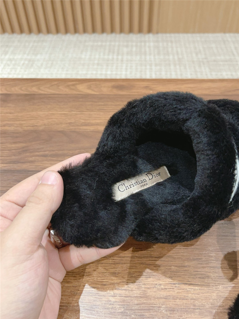 D10r black shearling chez moi flat slides