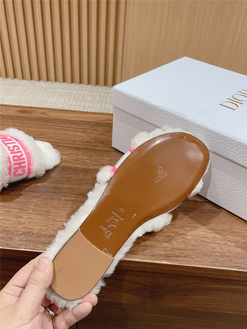 D10r shearling canvas dway slides white/pink