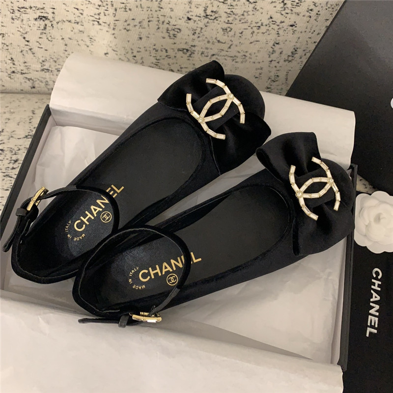 Ch**el mary janes black velvet flats with strass & metal