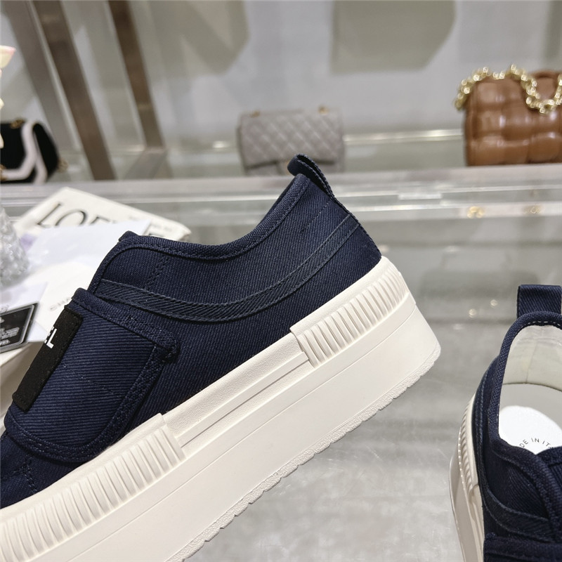 Ch**el canvas velcro sneakers