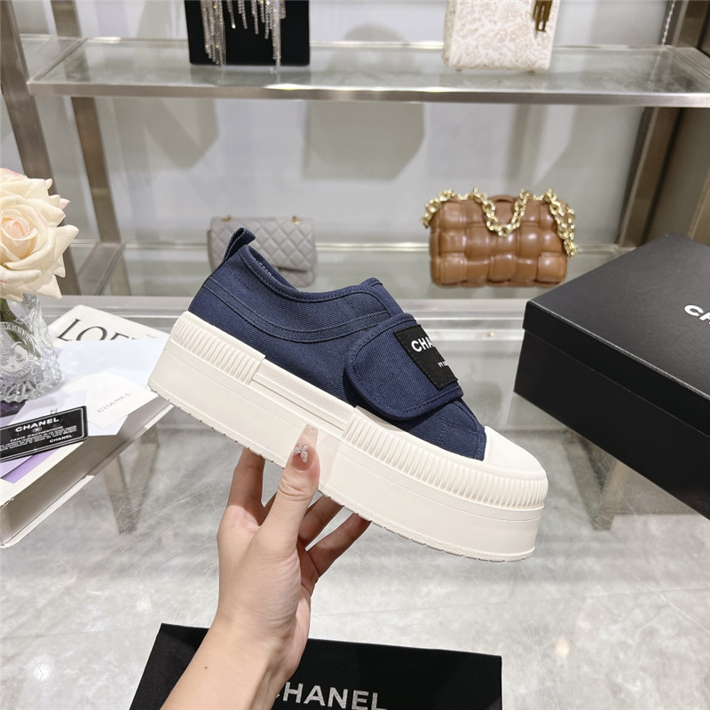 Ch**el canvas velcro sneakers
