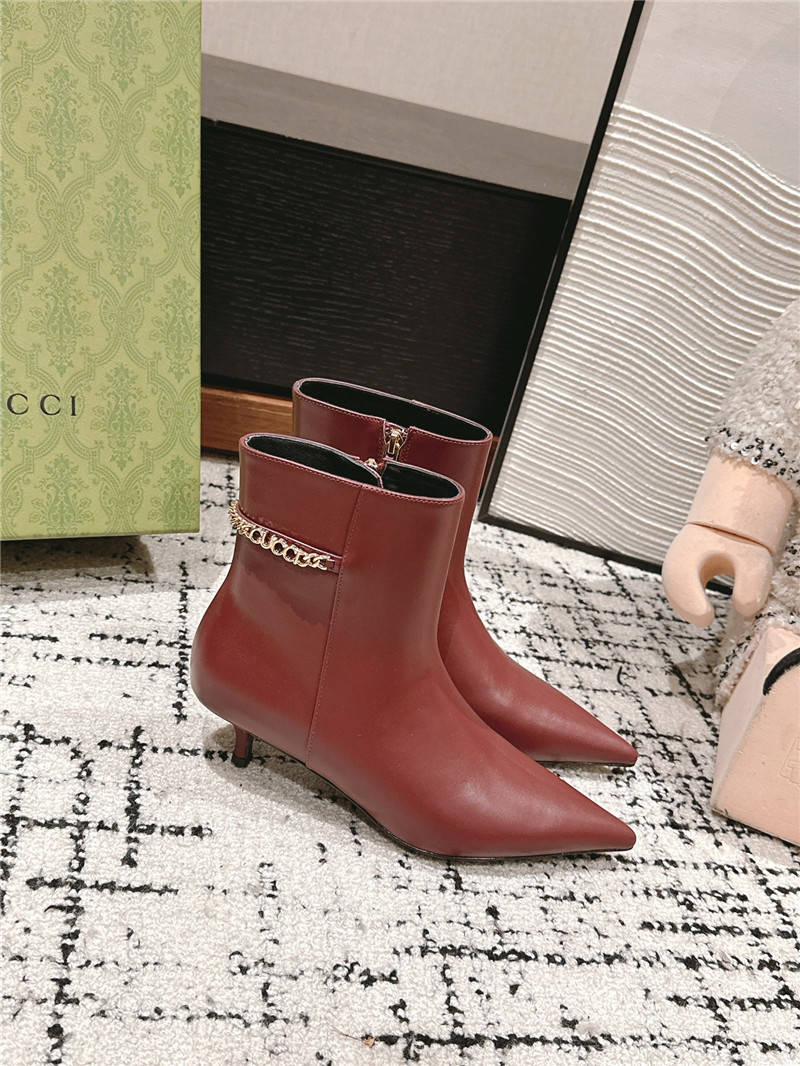 Gvc*1 burgundy pointed toe heeled ankle boots