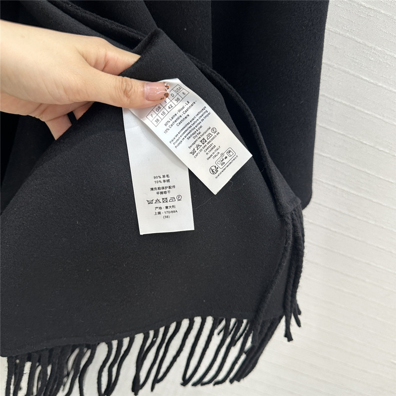 D10r shawl scarf cape