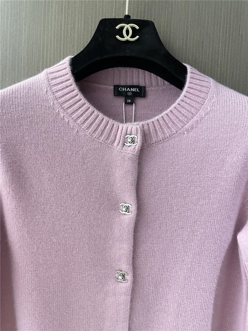 Ch**el pink crop cashmere cardigan