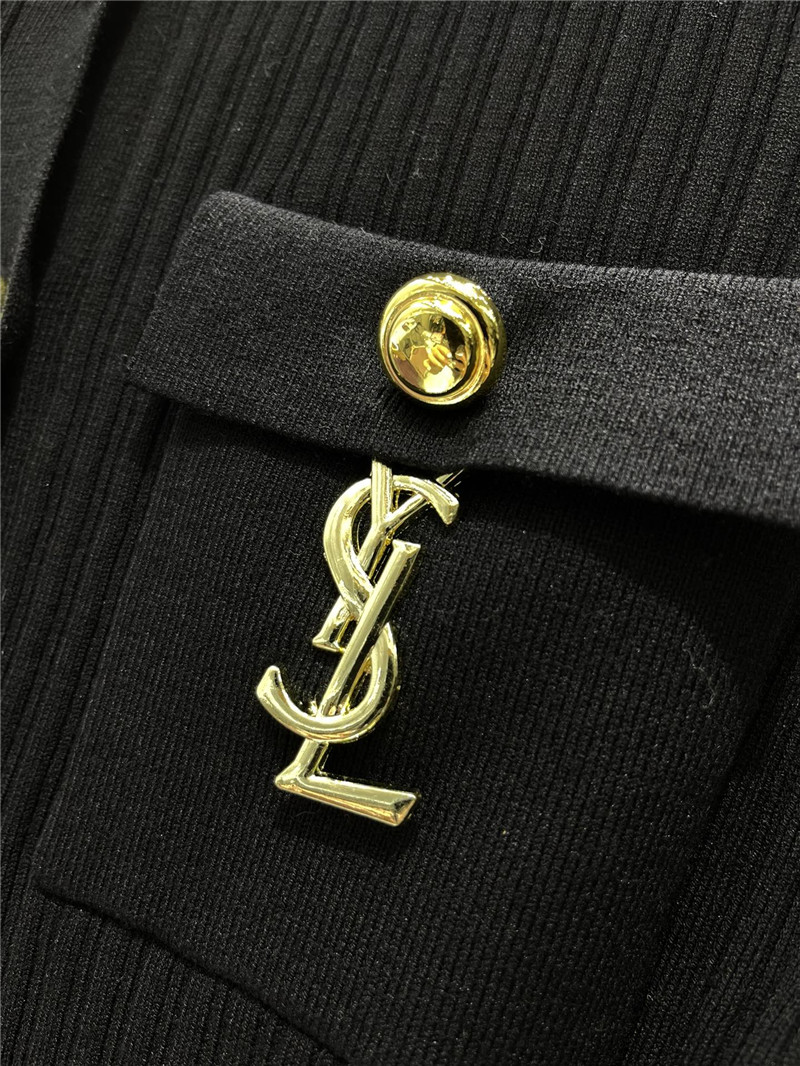 Y51 gold button crop knit cardigan in black