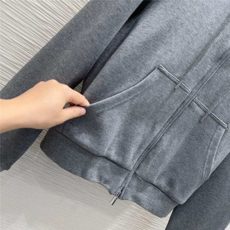 Bv*b*rry sweatshirt suit