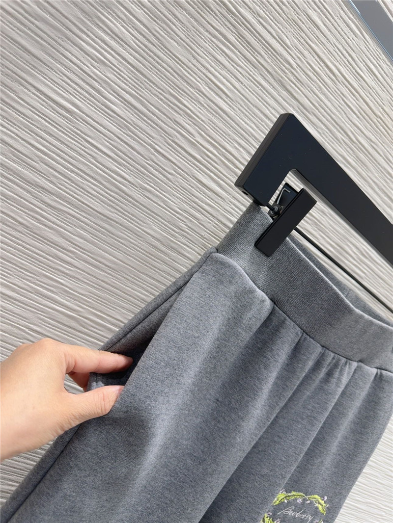 Bv*b*rry sweatshirt suit