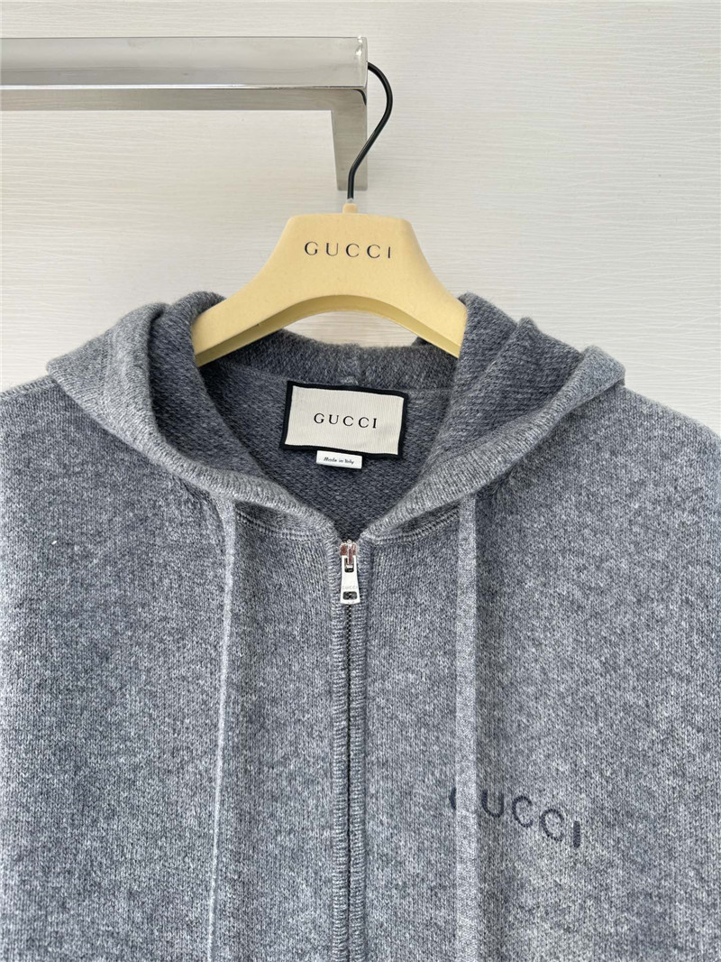 Gvc*1 zip-up knit hoodie in grey
