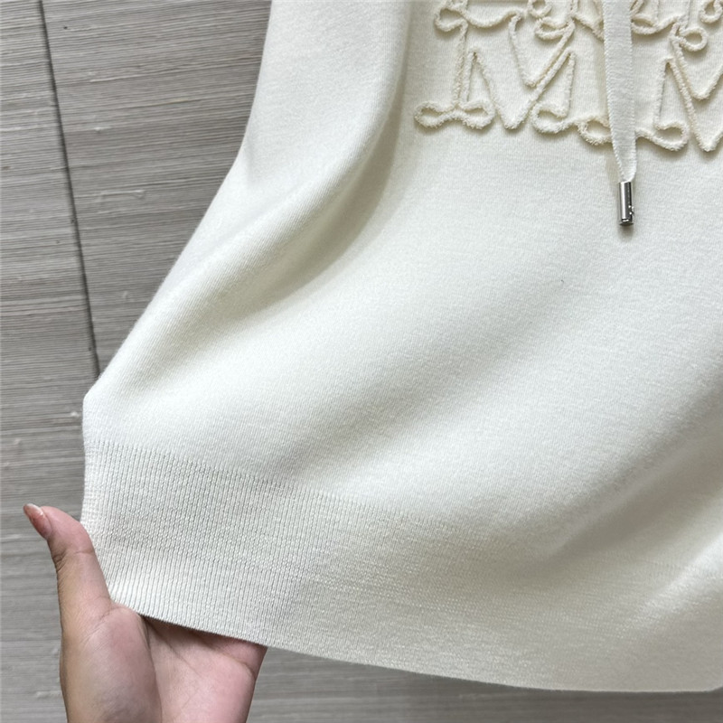 Vanitoo cashmere top + straight pants set