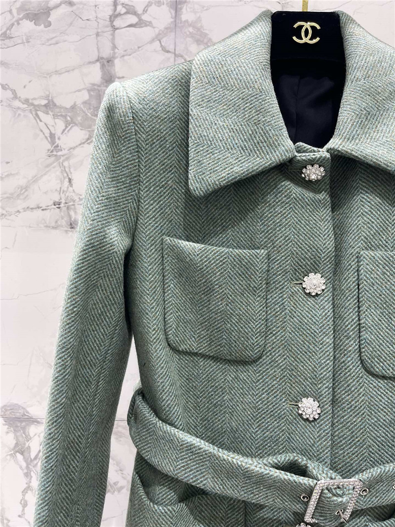 Y51 herringbone coat