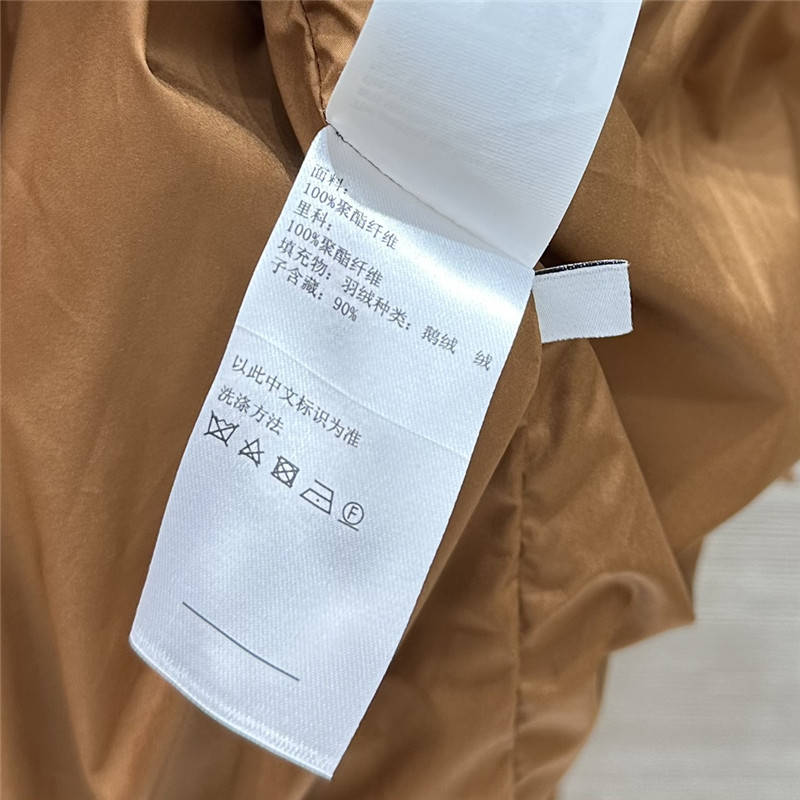 L0ew* quilted short down