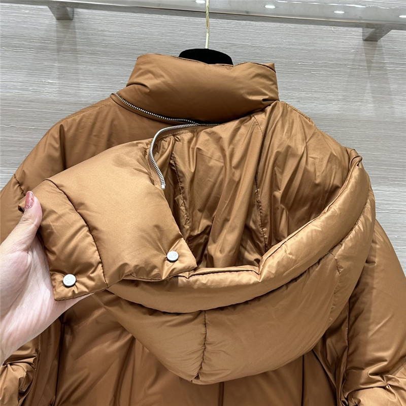 L0ew* quilted short down