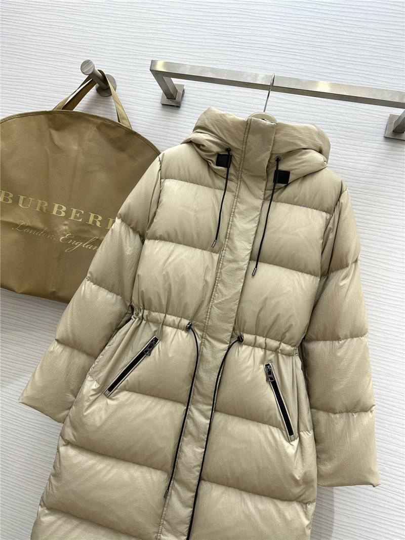 Bv*b*rry hooded waist down jacket