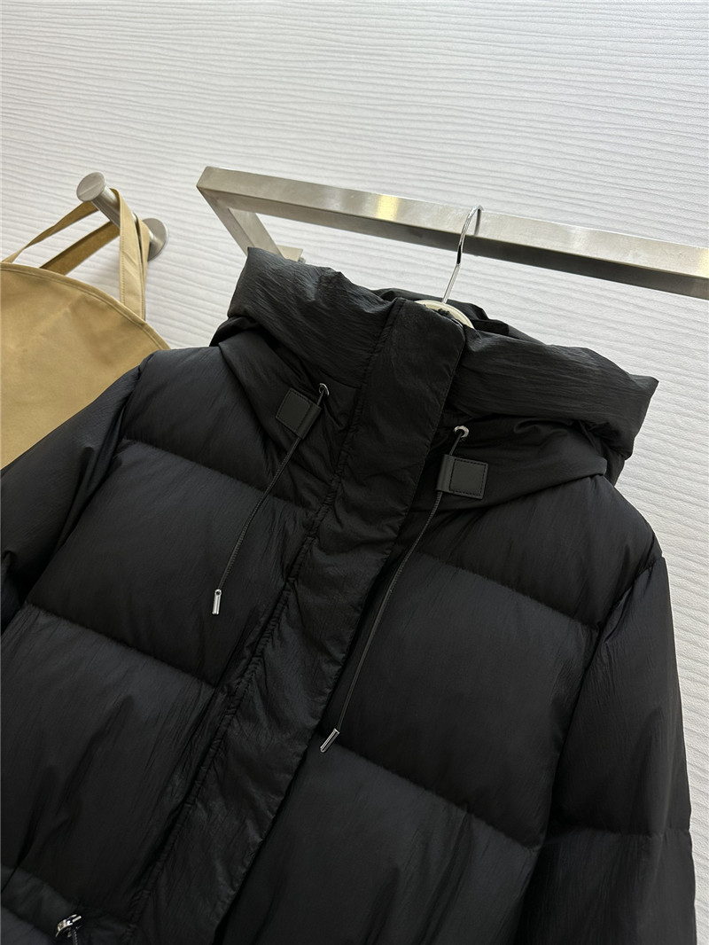 Bv*b*rry hooded waist down jacket