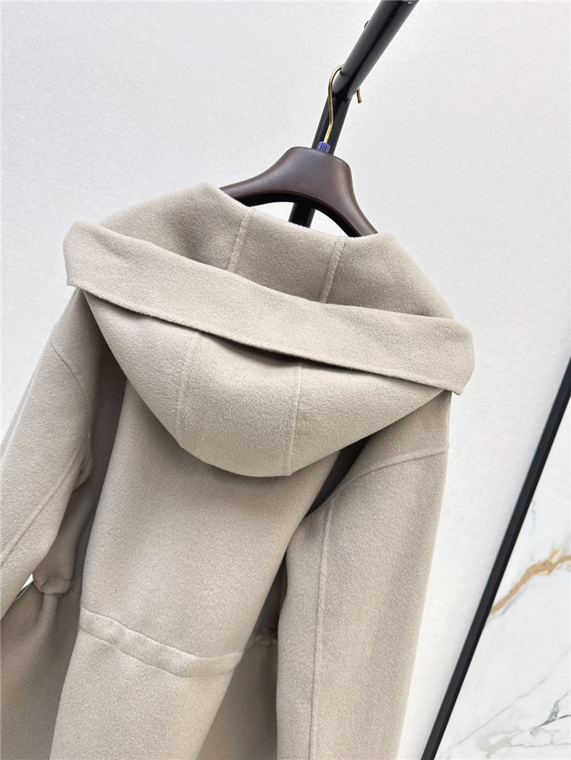 L0r0 P1ana wool tweed coat