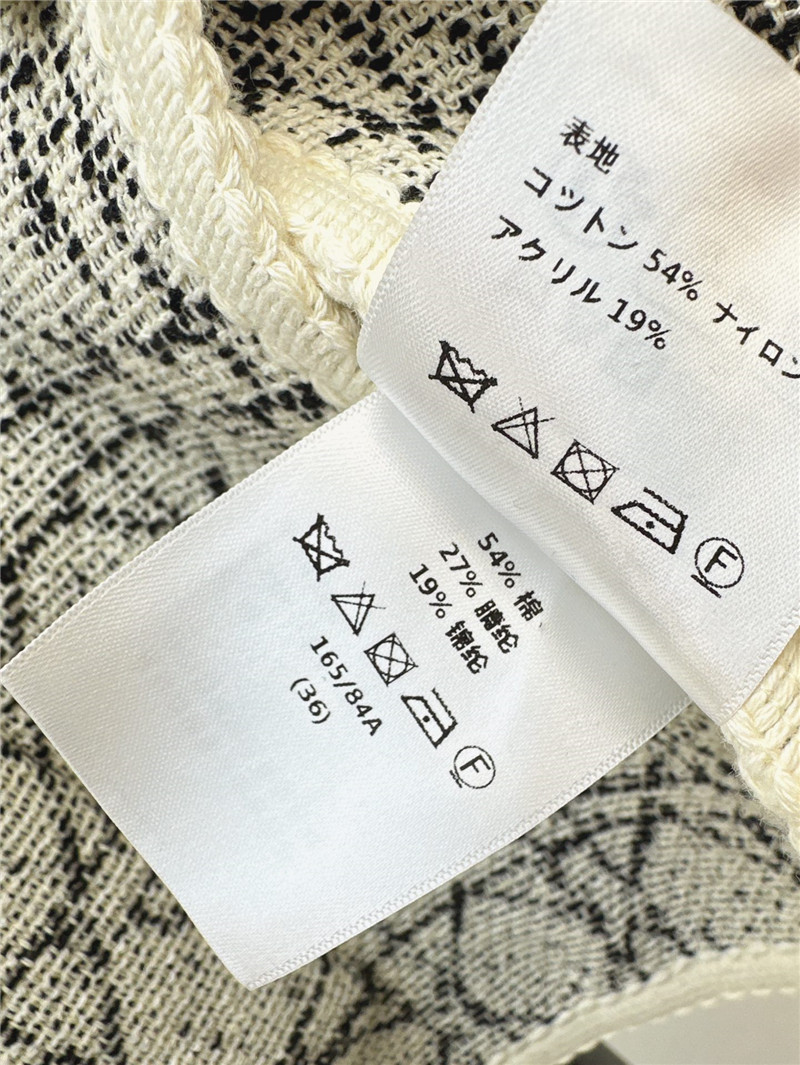 D10r rattan check suit