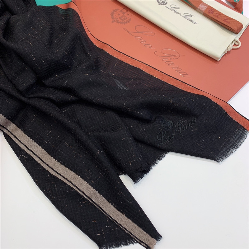 L0r0 P1ana ring velvet scarf