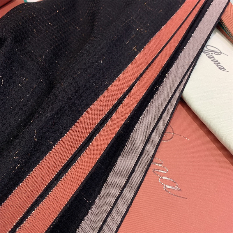 L0r0 P1ana ring velvet scarf