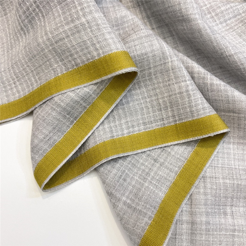 L0r0 P1ana ring velvet scarf