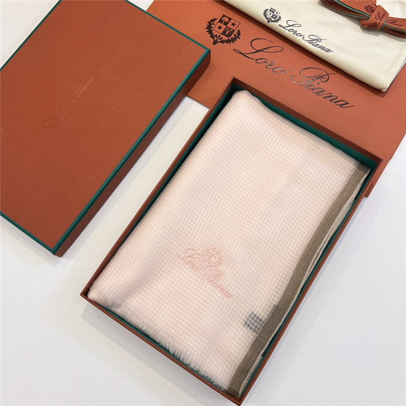 L0r0 P1ana ring velvet scarf