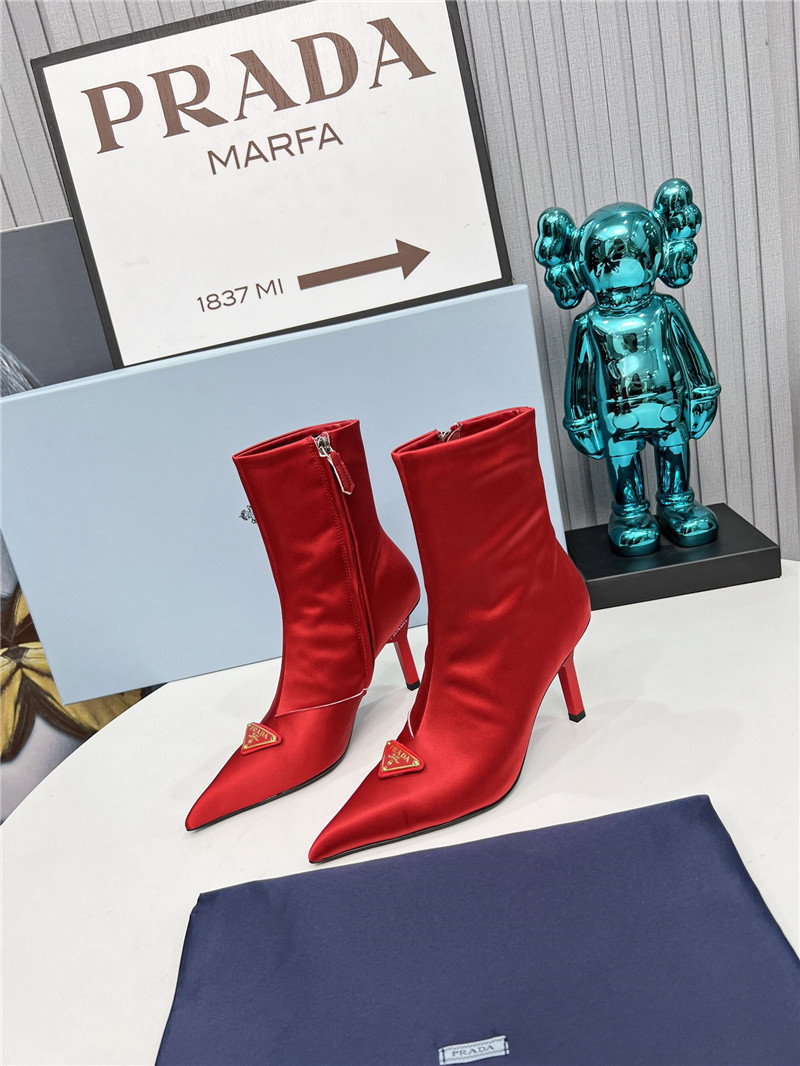 Pra*a red heeled ankle boots