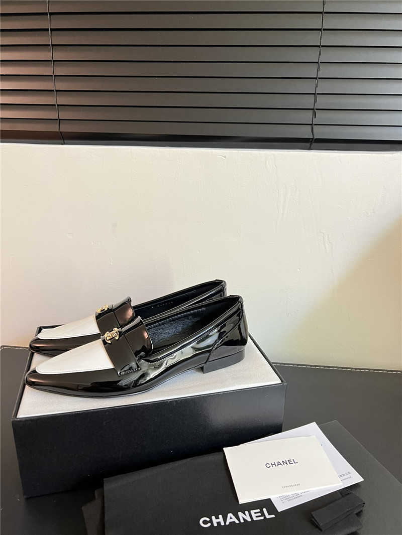 Ch**el pointed toe black/white pattern loafers