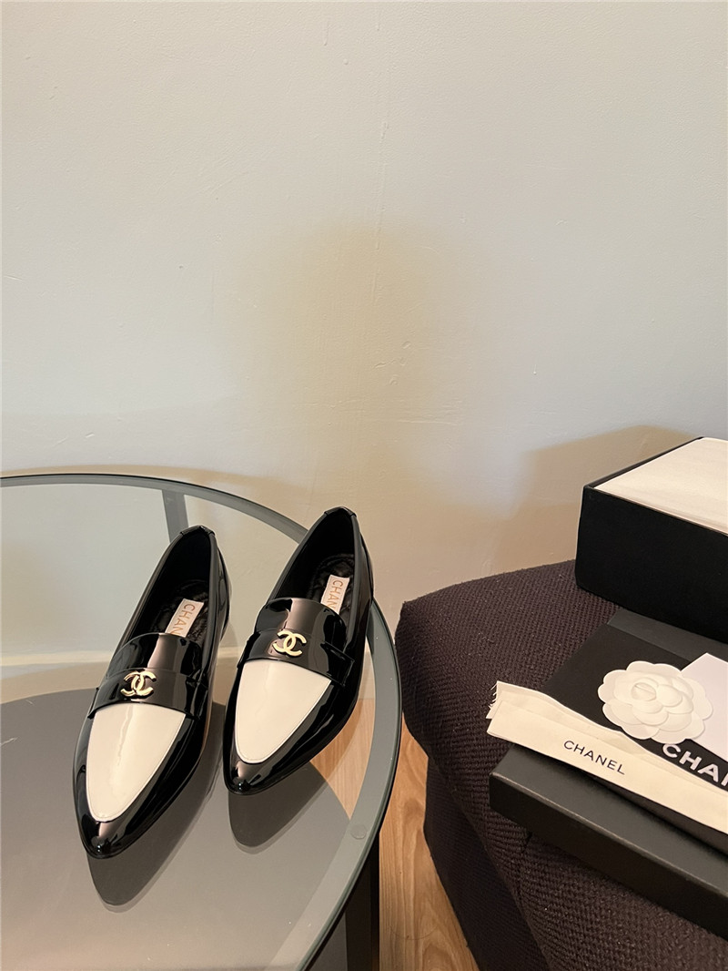 Ch**el pointed toe black/white pattern loafers