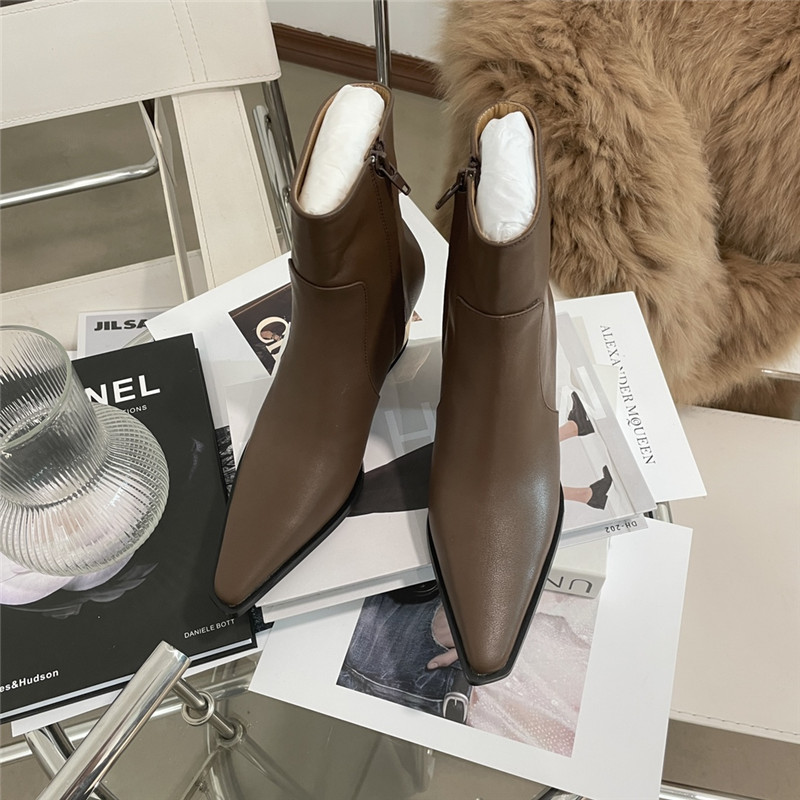 b0tt*ga Ven*ta brown tex ankle boots