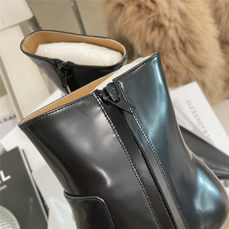 b0tt*ga Ven*ta tex pointed toe ankle boots