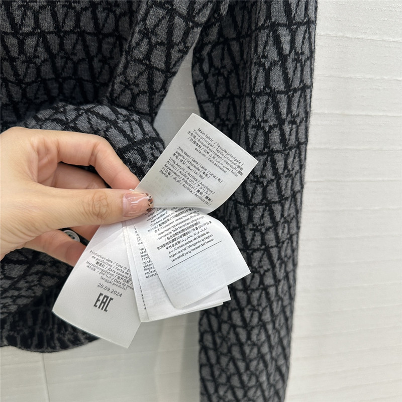 Va1e*ntin0 toile iconographe cardigan in grey