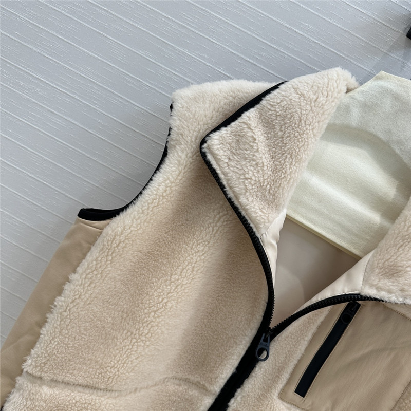 L0r0 P1ana vest jacket