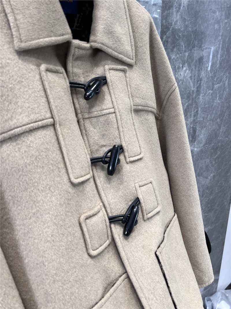 l0vis Vvtt0n lv patchwork leather coat