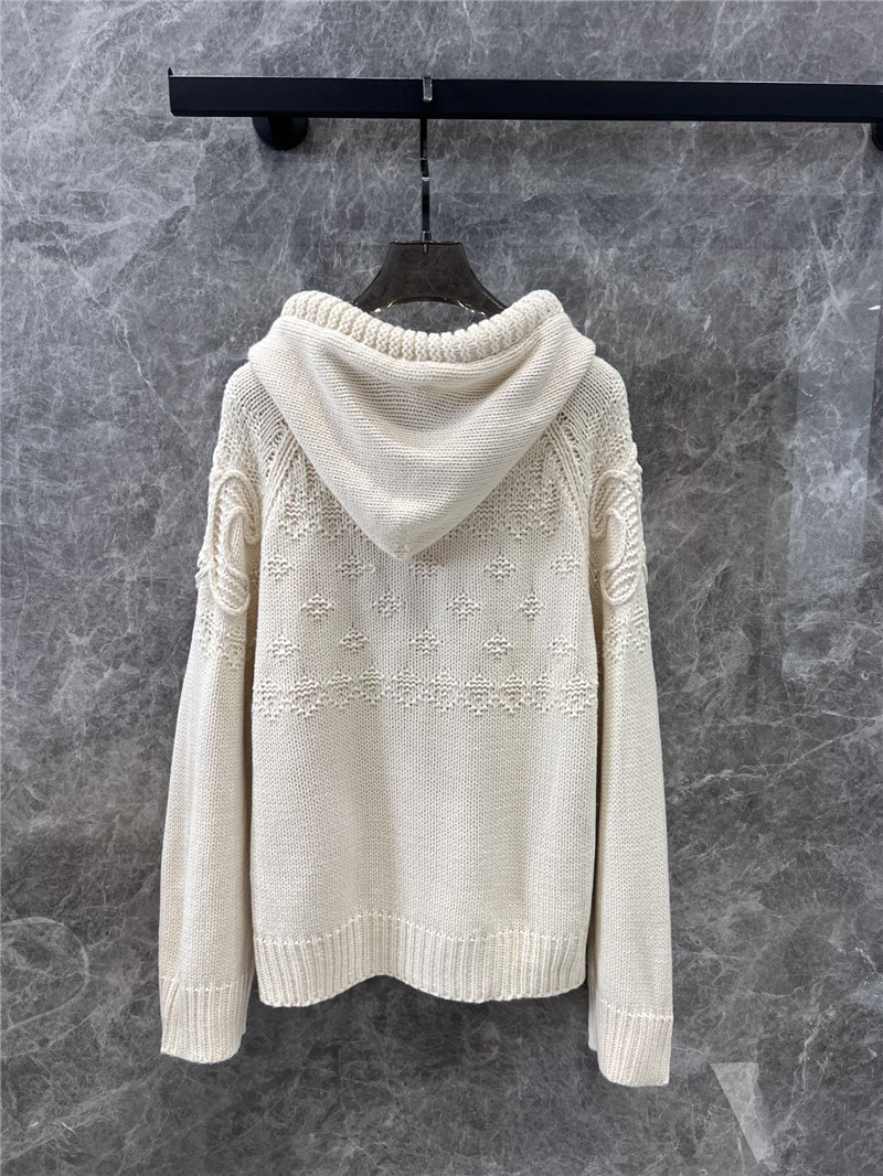 Ce1i*e hooded cable-knit cardigan off-white