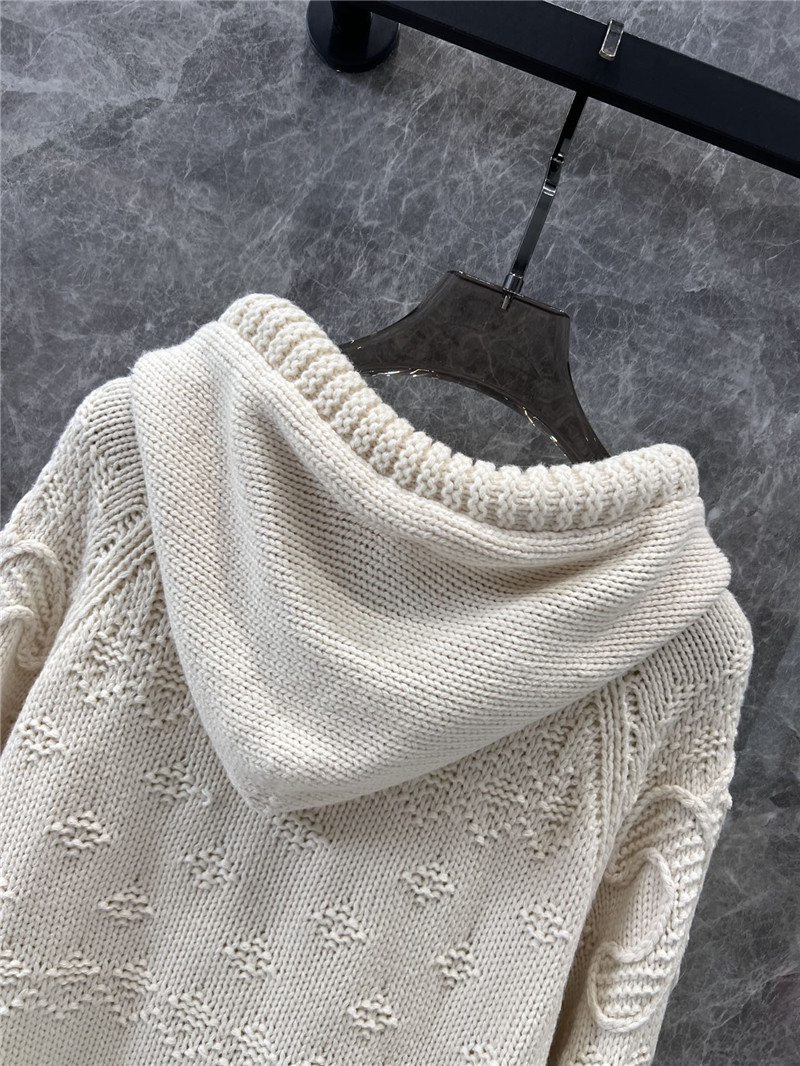 Ce1i*e hooded cable-knit cardigan off-white